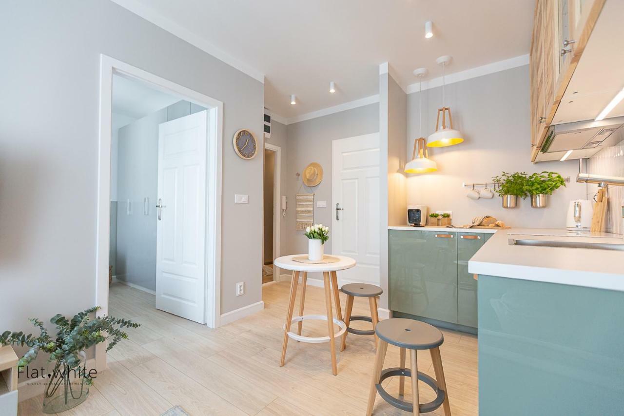 Apartamenty Flat White Obywatelska 47Ab Zielona Gora  Ngoại thất bức ảnh